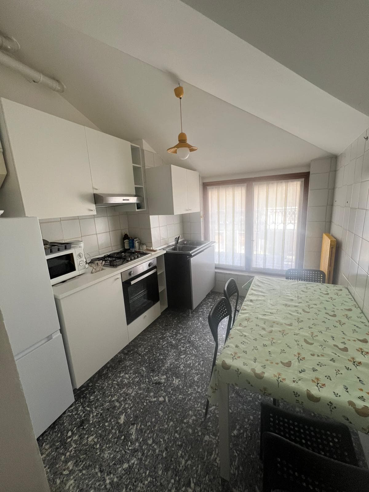 Equipped kitchen at Bed&Brains Legnani Residence in Varese